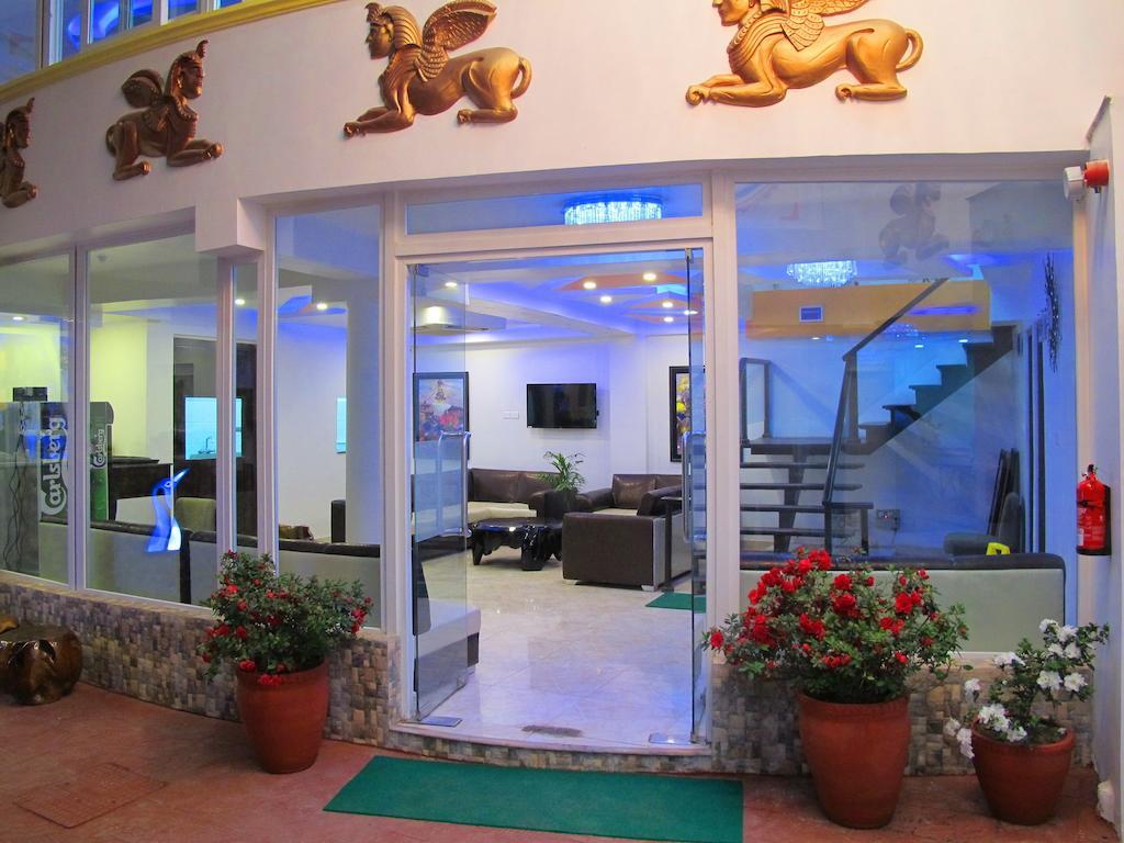 Royal Penguin Boutique Hotel & Spa Katmandu Kültér fotó