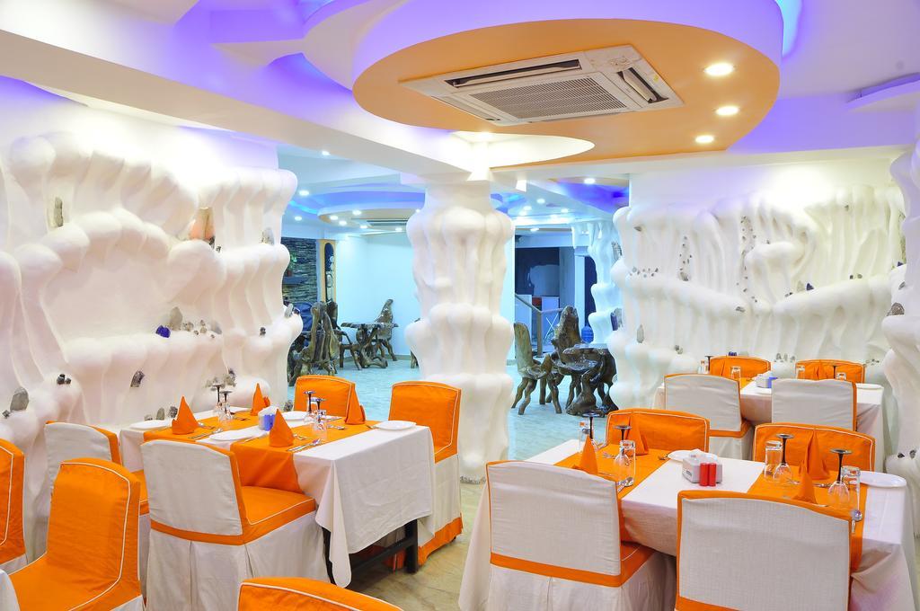 Royal Penguin Boutique Hotel & Spa Katmandu Kültér fotó