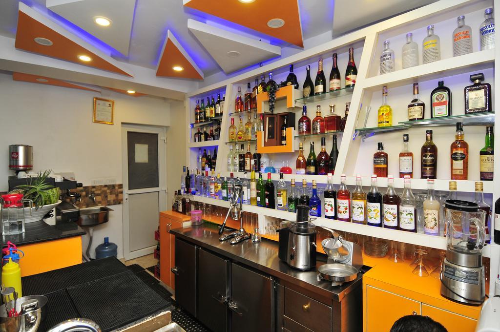 Royal Penguin Boutique Hotel & Spa Katmandu Kültér fotó